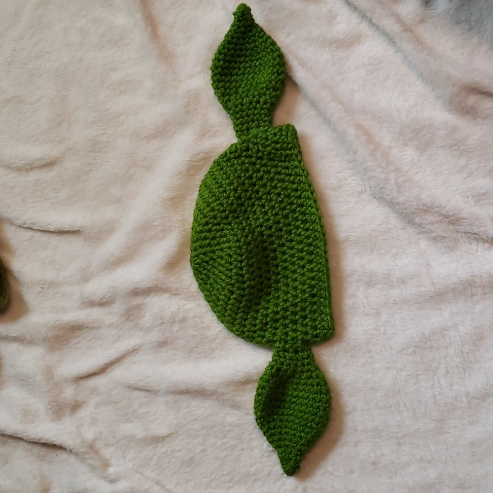 Baby Yoda crochet hat
